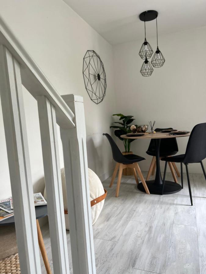 Charmant Appartement Duplex Au Calme Évreux Exteriör bild